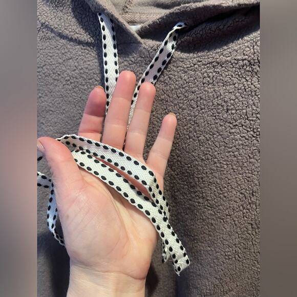 Sundry Faux Sherpa Striped Sleeve Hooded Cozy Soft Sweatshirt NWT O/XS Lounge - Picture 5 of 7